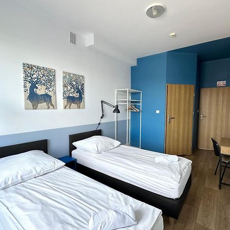 Premium Hostel & Bistro - Hostelpremium Pl Мелец Екстериор снимка