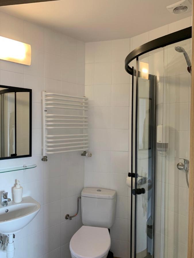 Premium Hostel & Bistro - Hostelpremium Pl Мелец Екстериор снимка