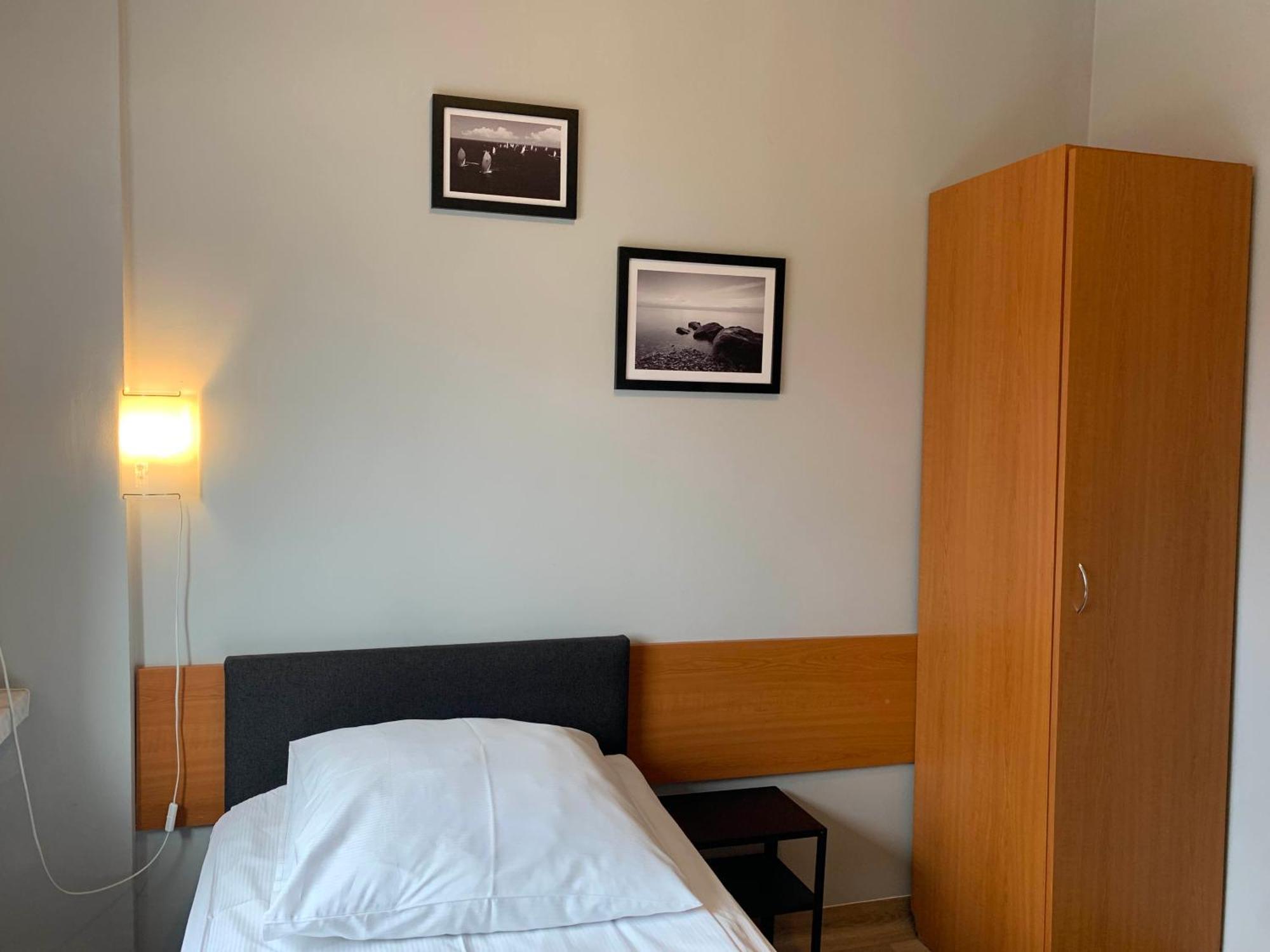 Premium Hostel & Bistro - Hostelpremium Pl Мелец Екстериор снимка