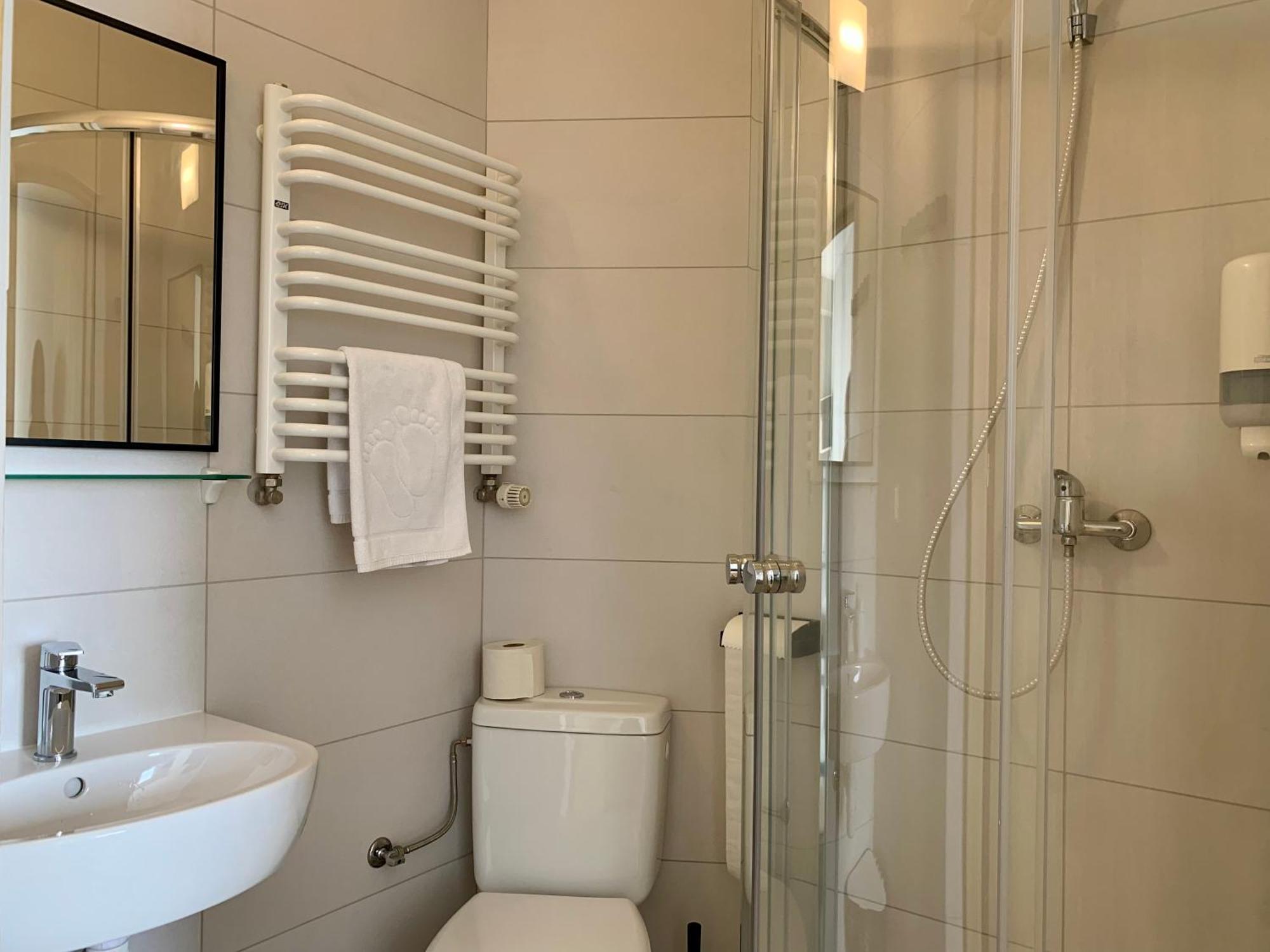 Premium Hostel & Bistro - Hostelpremium Pl Мелец Екстериор снимка